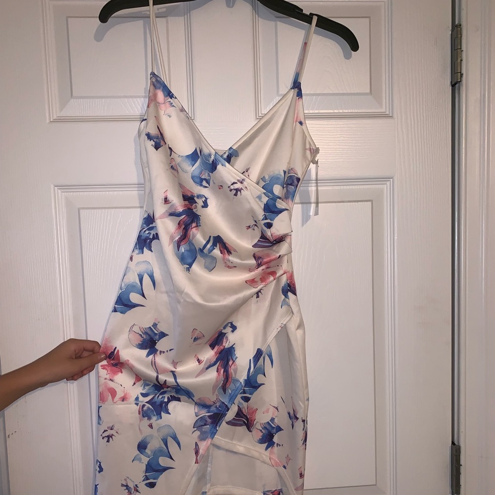 Size Medium Pink Lily Boutique Silky Dress